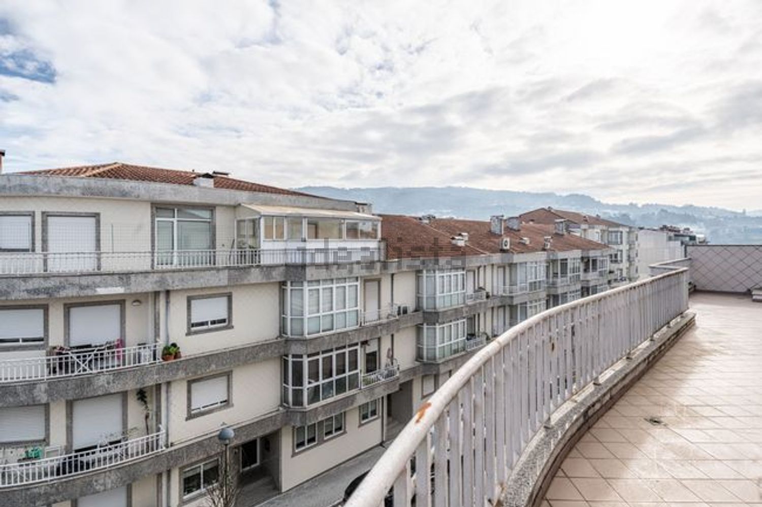 公寓 t4出售在Rua Francisco da Silva Areias, 142 - 阳台