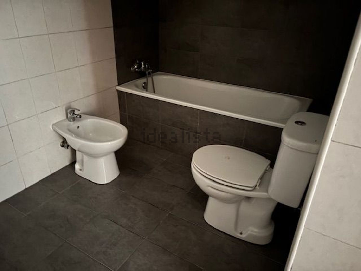 公寓 t3出售在Travessa Doutor João de Barros - 卫生间