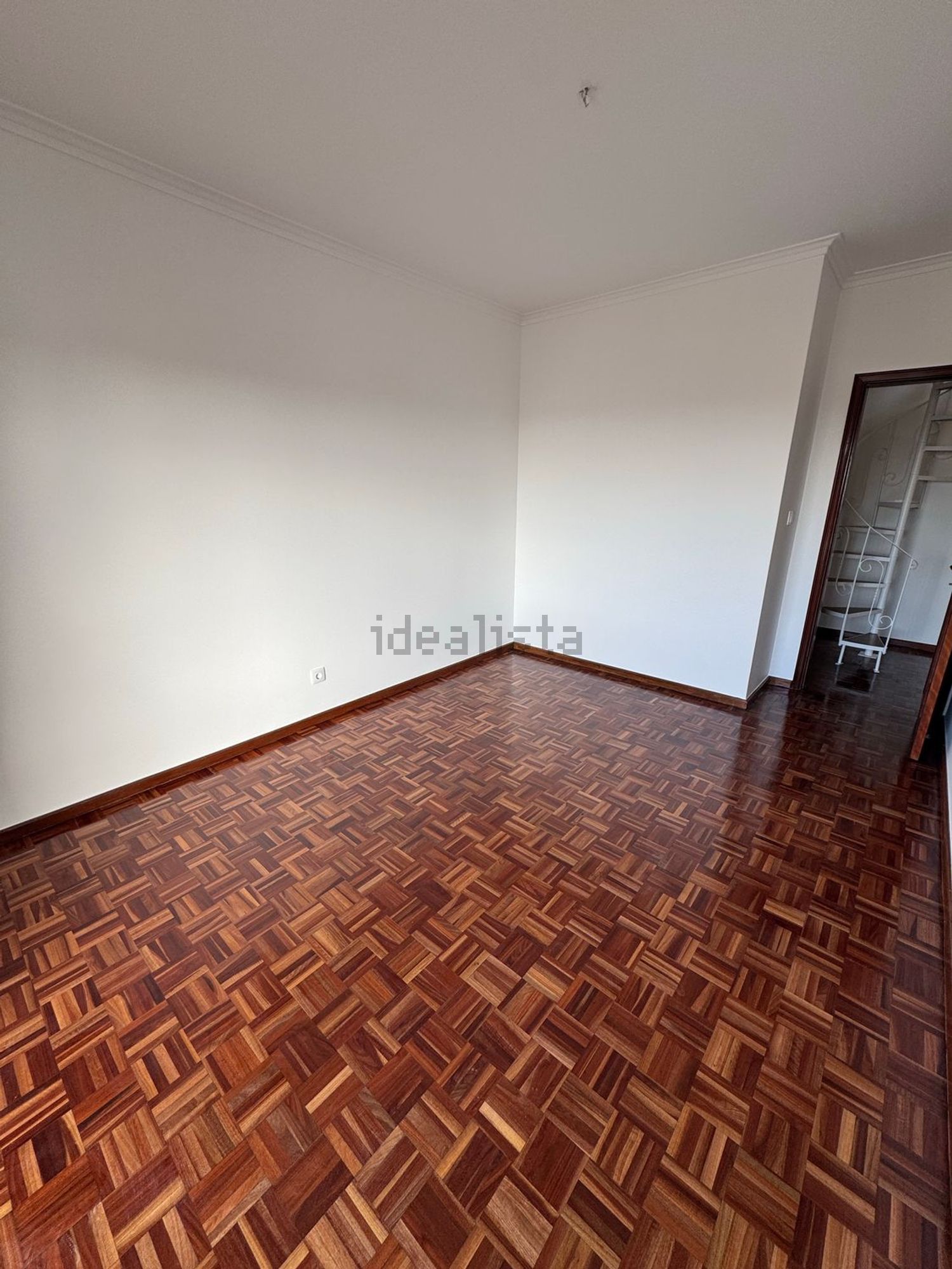 出租房间在Rua Praia do Moinho, 126 - 卧室
