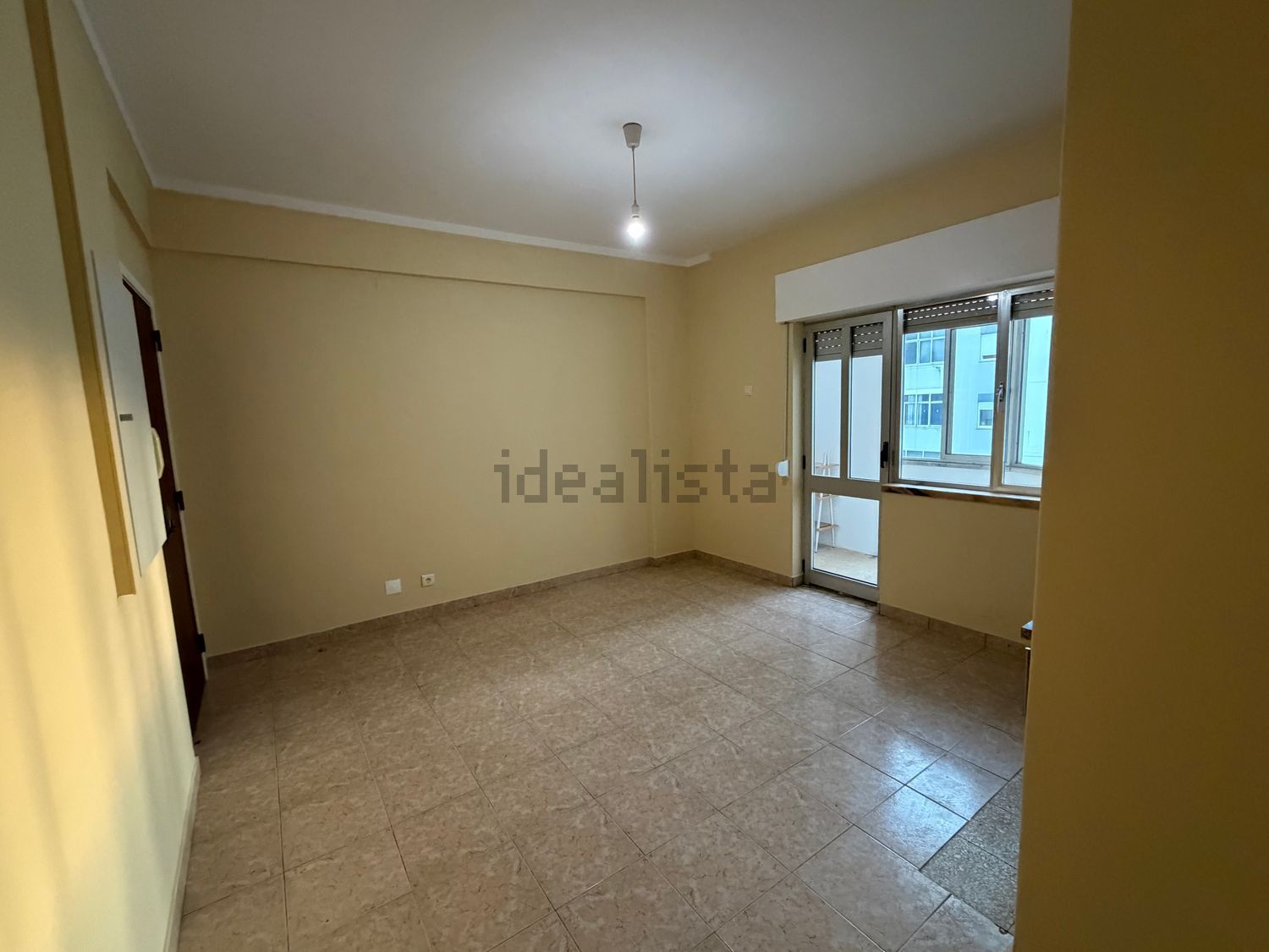 出租公寓 t1在Avenida António Sérgio, 14 - 客厅