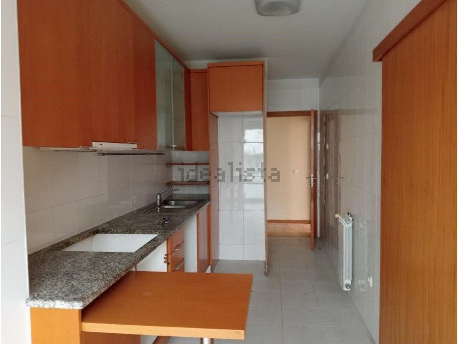 出租公寓 t2在Rua de Cortinha, 249 - 厨房