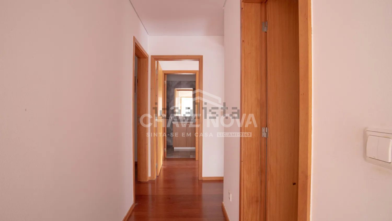 公寓 t2出售在 Quinta da Pedrinha s/n - 过道