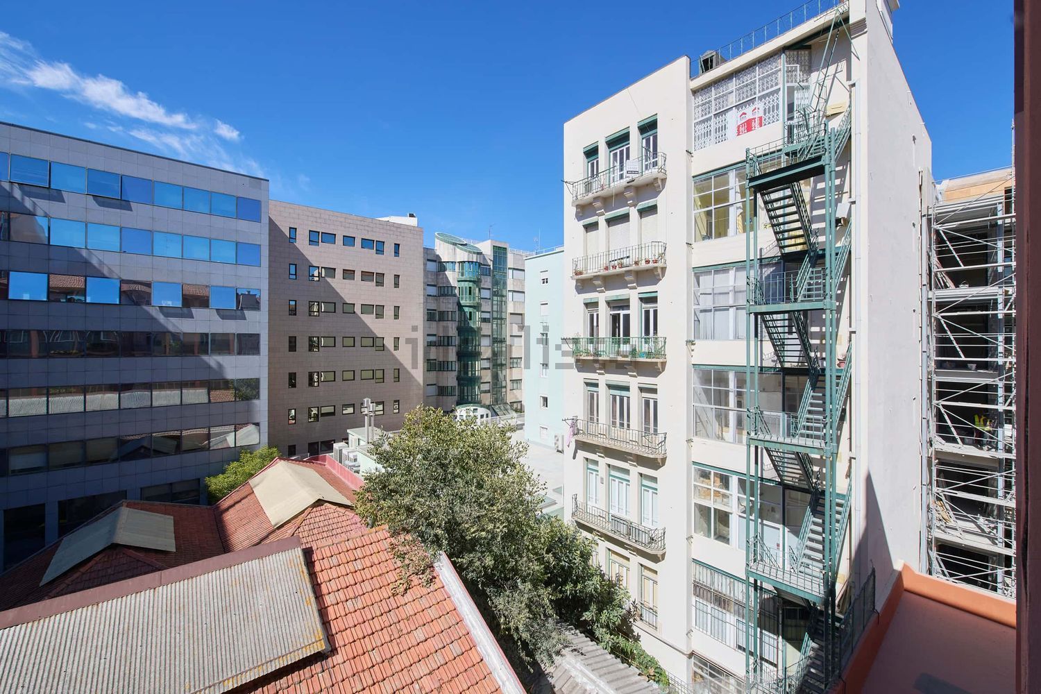 出租房间在Avenida António Serpa, 26 - 视线
