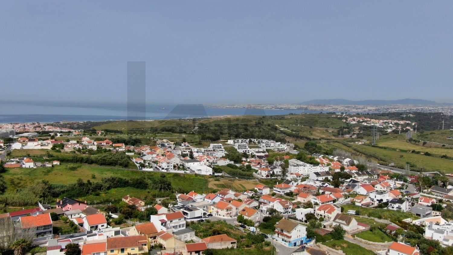 小楼房或独栋别墅出售在 Caparica e Trafaria - 视线