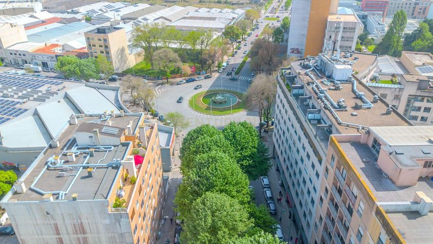 公寓 t3出售在Avenida Dom Afonso Henriques, 1105