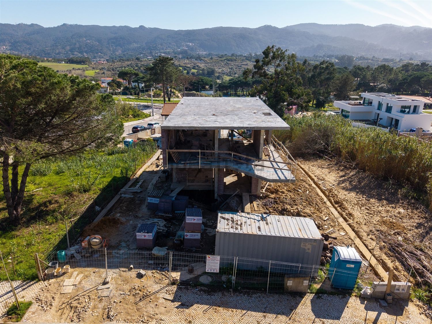 小楼房或独栋别墅出售在Rua Alto do Pedregal, 6 - 照片