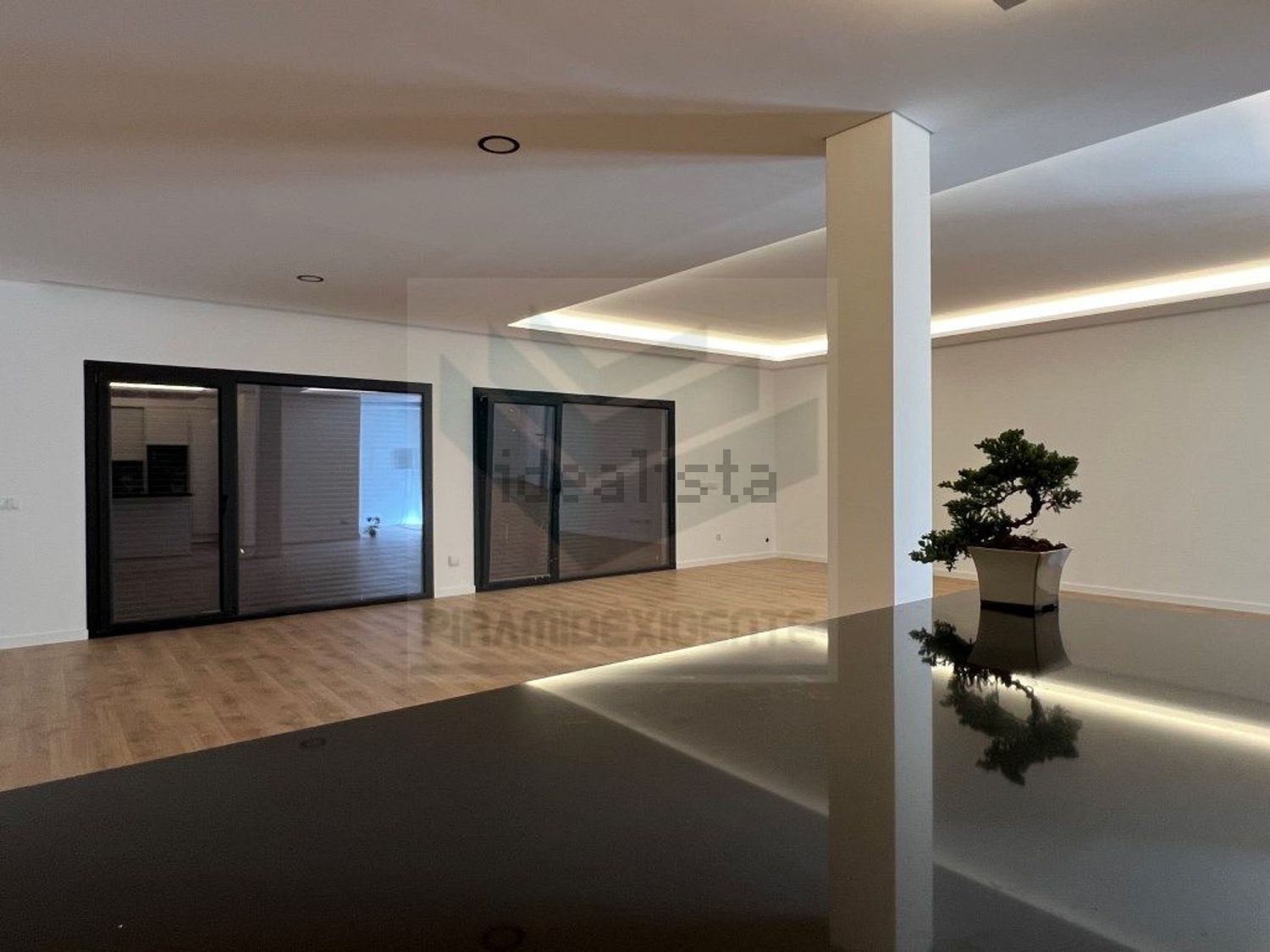 小楼房或独栋别墅出售在 Vila Nogueira de Azeitão - 客厅