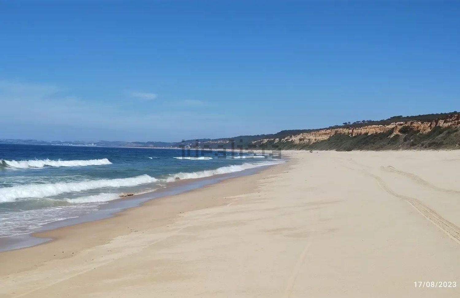 小楼房或独栋别墅出售在 Centro da Charneca da Caparica - 周边