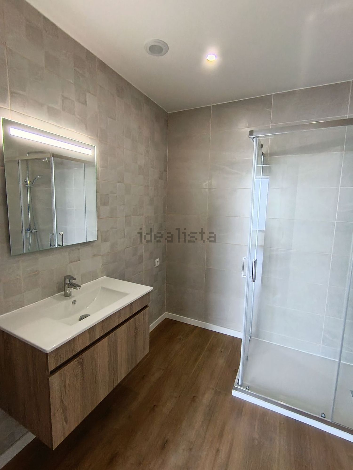 公寓 t2出售在Rua Camb les Bains, 7 - 卫生间