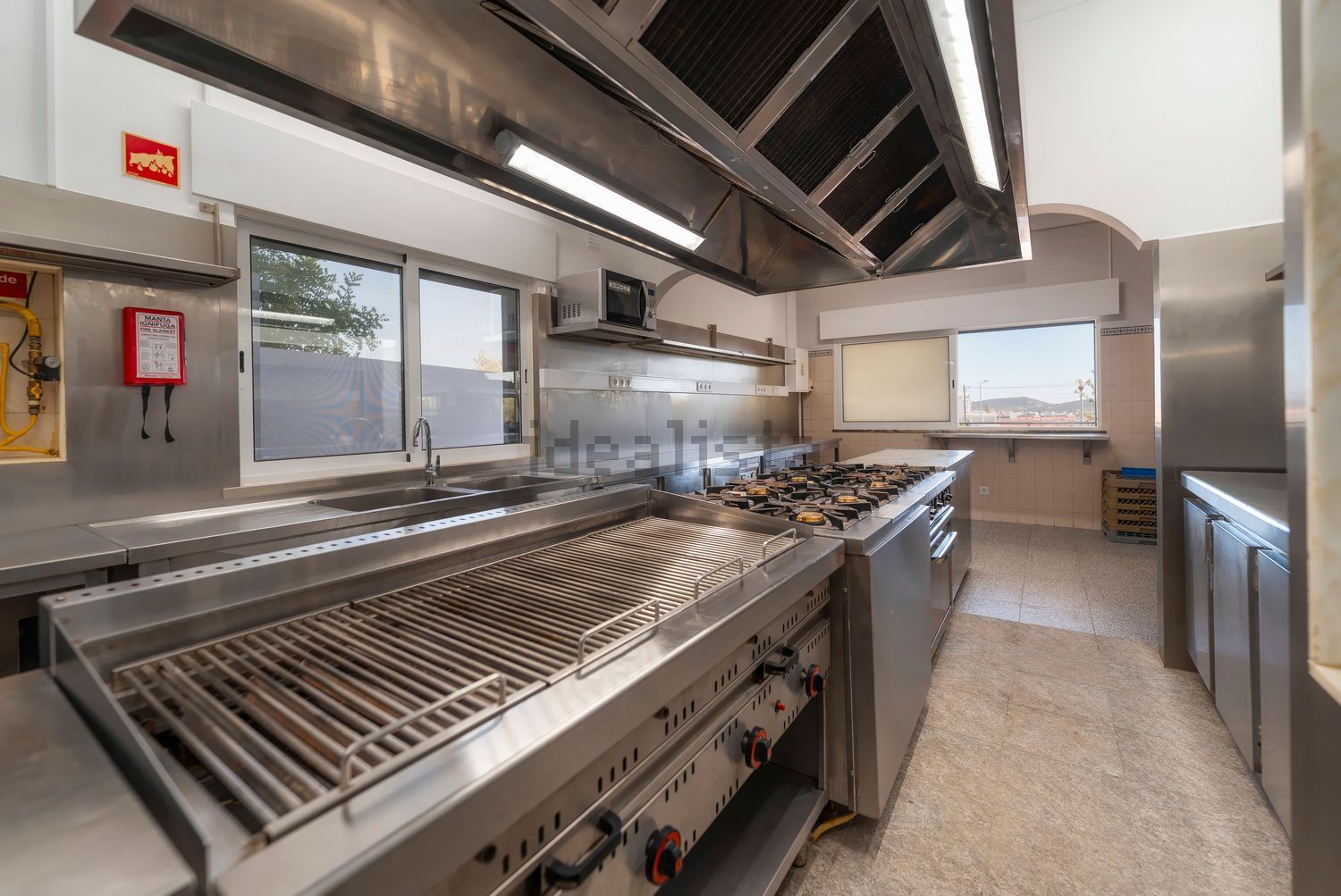 小楼房或独栋别墅出售在 Sitio da Campina 741-a 8150-022 São Brás de Alportel Portugal, 8150 - 厨房