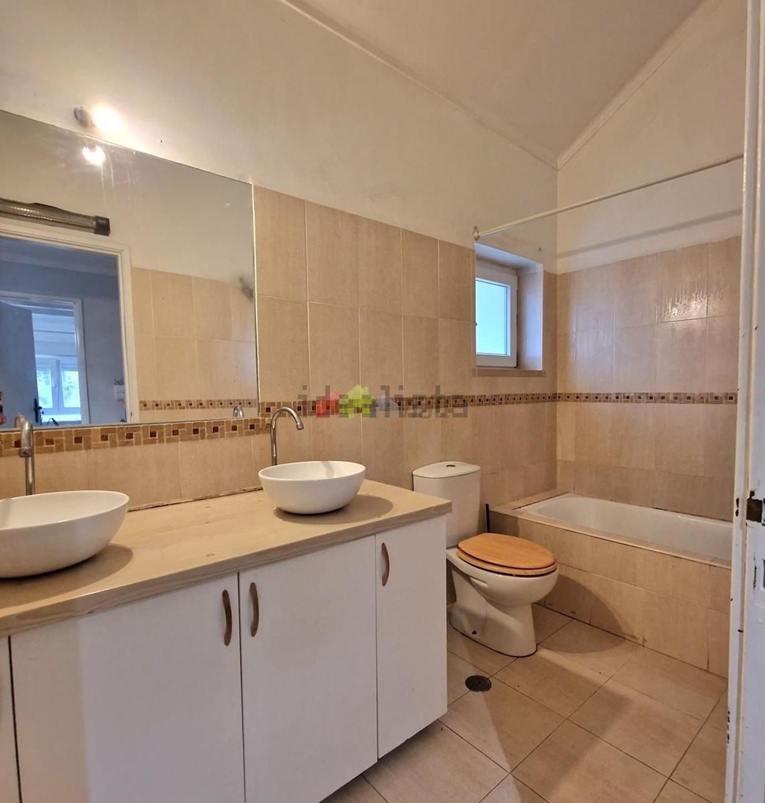 联排别墅出售在Rua Vasco da Gama Fernandes, 32 - 厨房