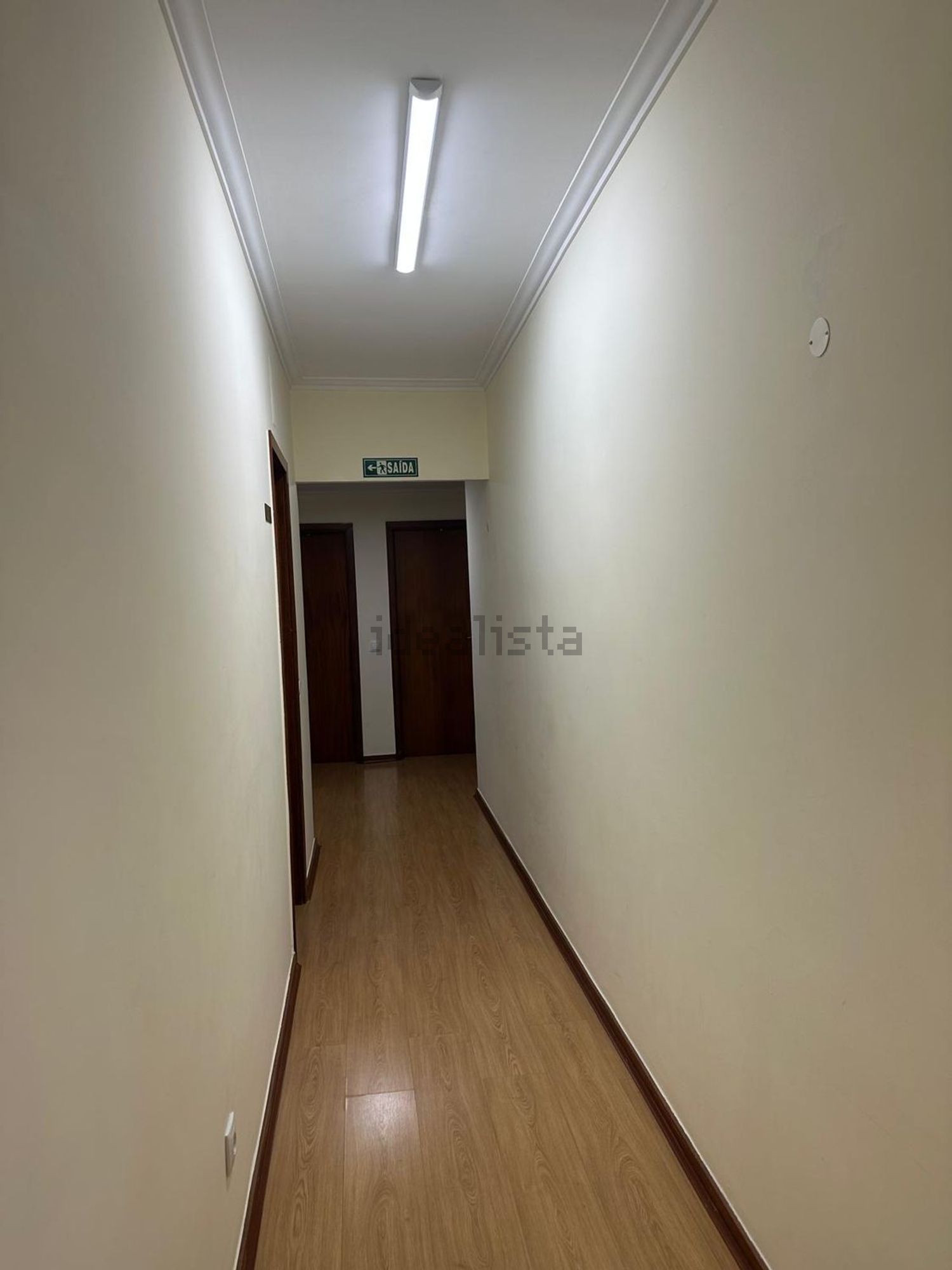 出租房间在Avenida Elísio de Moura, 377 - 过道
