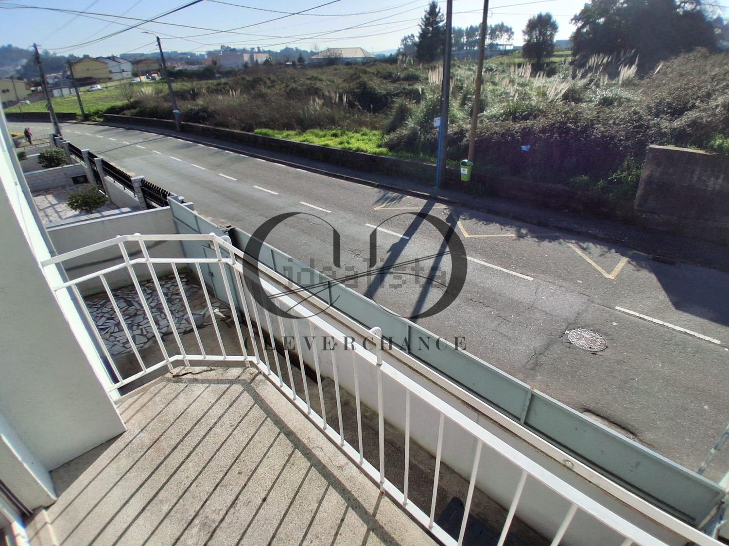 小楼房出售在 Carregais - São Miguel - 阳台