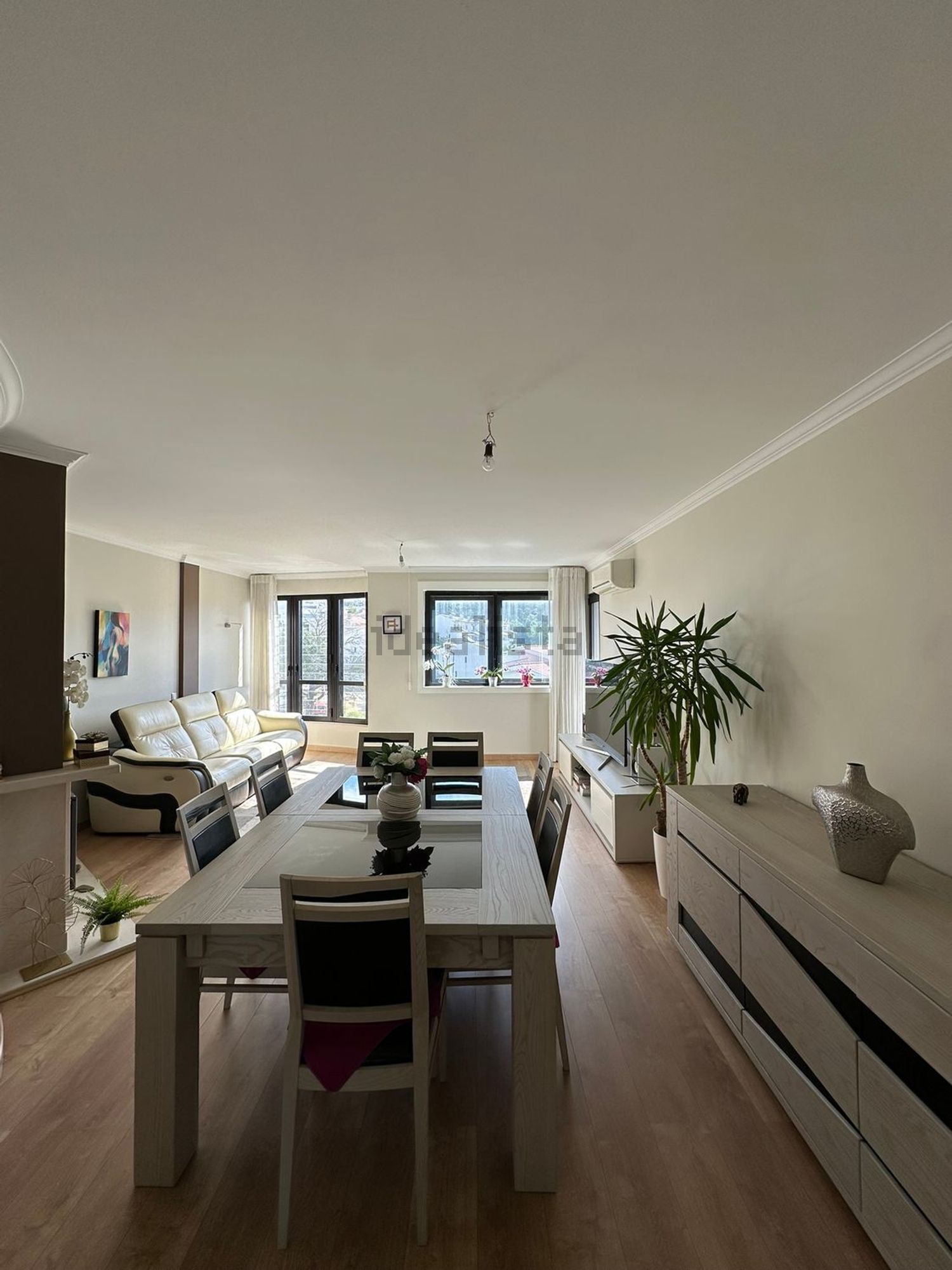 公寓 t4出售在Avenida Elísio de Moura, 51 - 客厅
