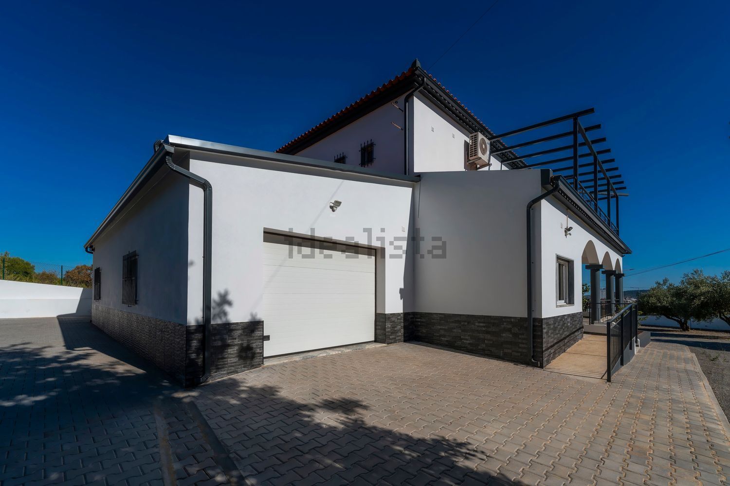 小楼房或独栋别墅出售在 Sitio da Campina 741-a 8150-022 São Brás de Alportel Portugal, 8150 - 外立面