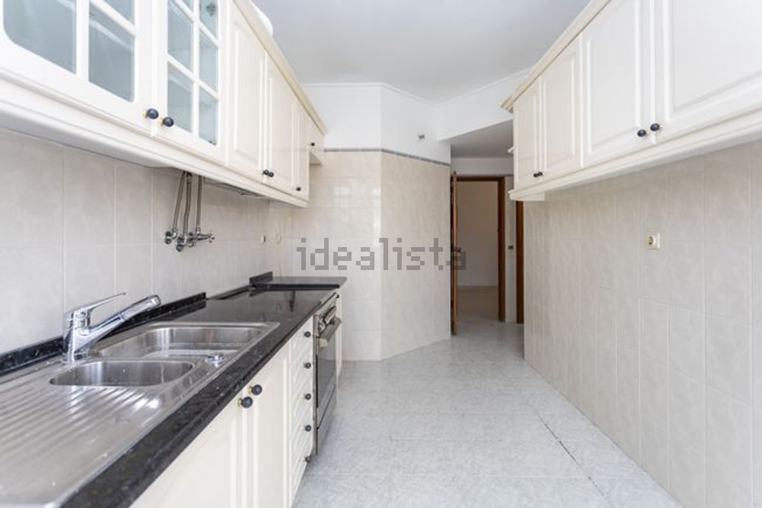 公寓 t3出售在Avenida António José Gomes s/n - 厨房