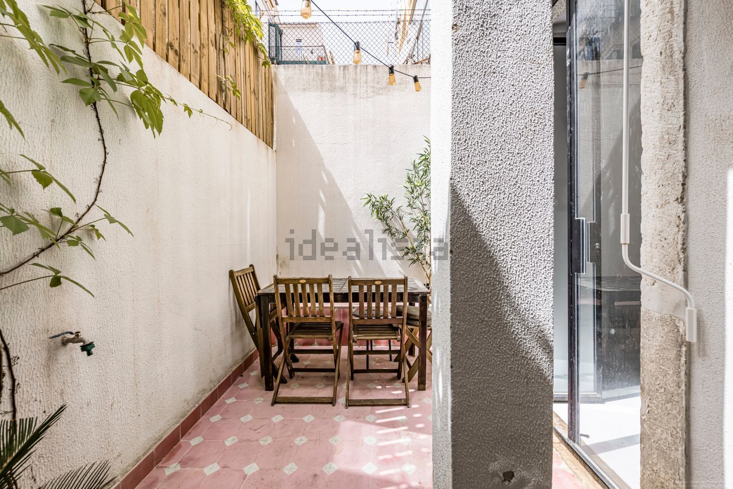公寓 t2出售在Rua da Indústria, 9 - 阳台