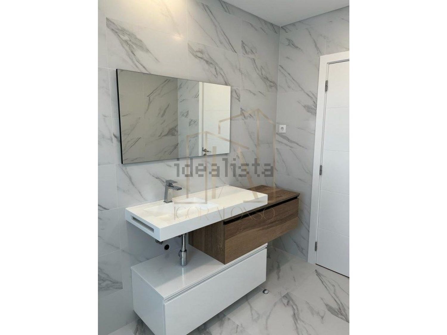 小楼房或独栋别墅出售在 Pinhal do General - 卫生间
