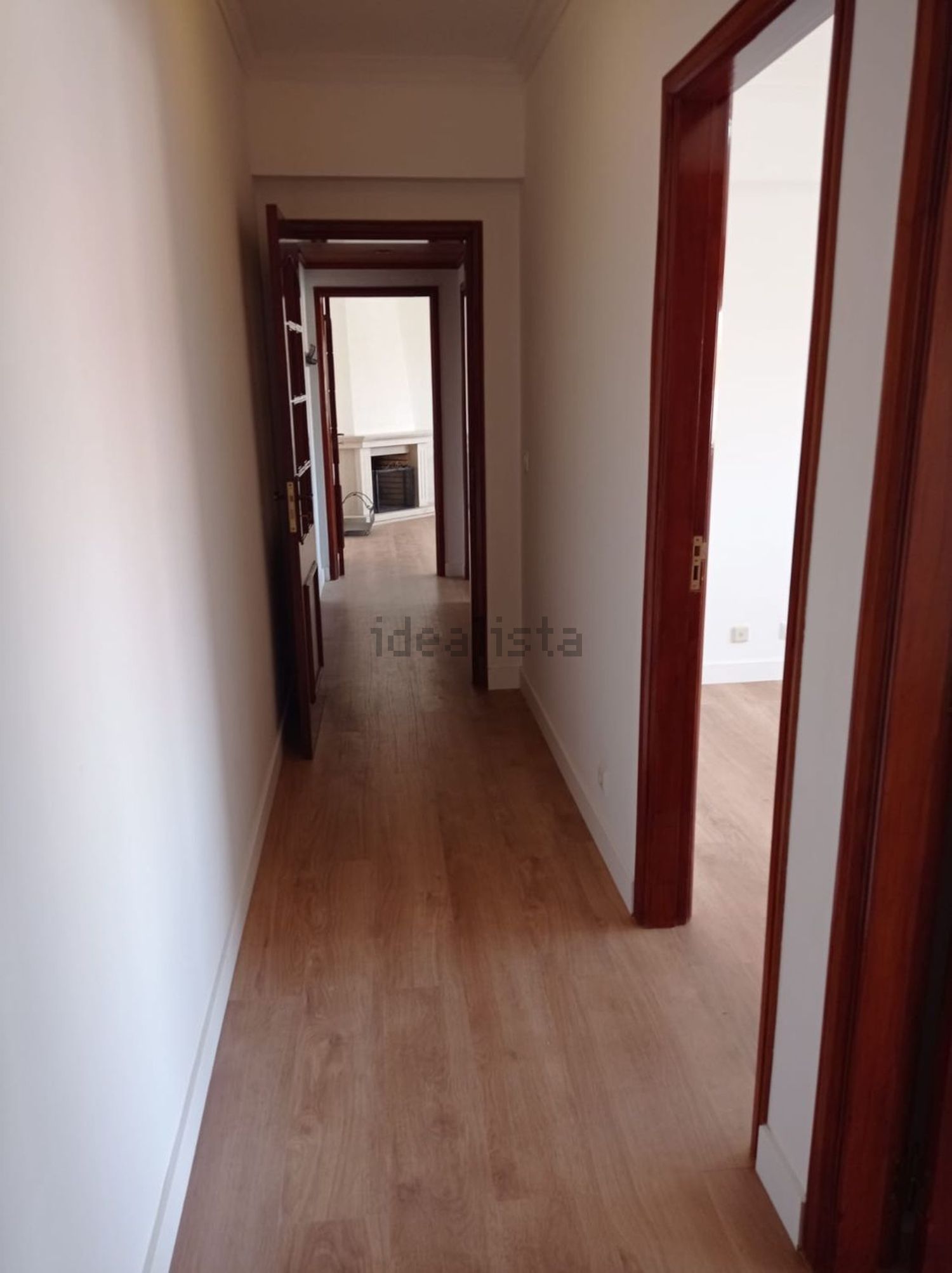 公寓 t2出售在Rua Jacinto Garcia, 5 - 过道