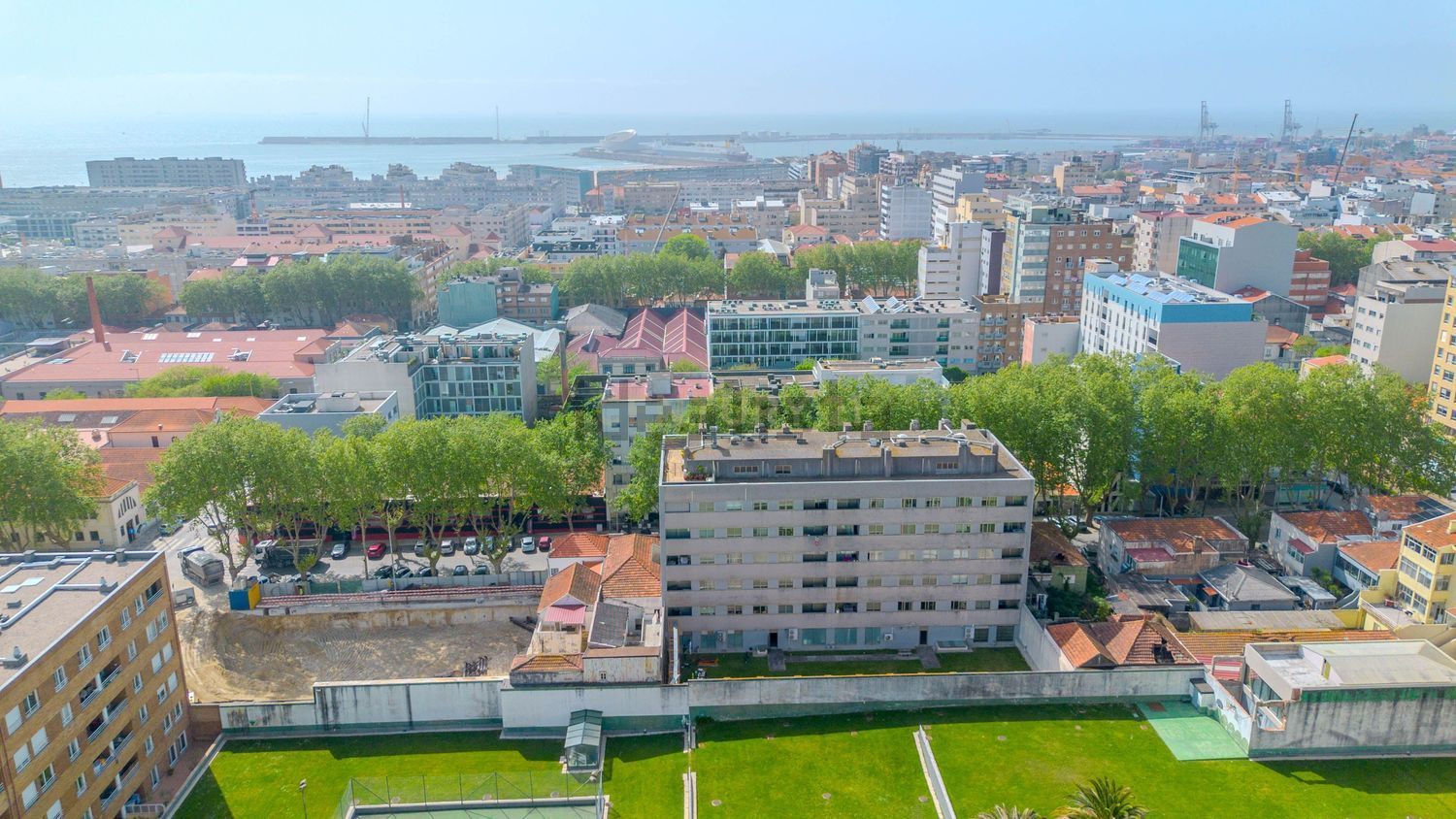 公寓 t3出售在Avenida Dom Afonso Henriques, 1105 - 视线
