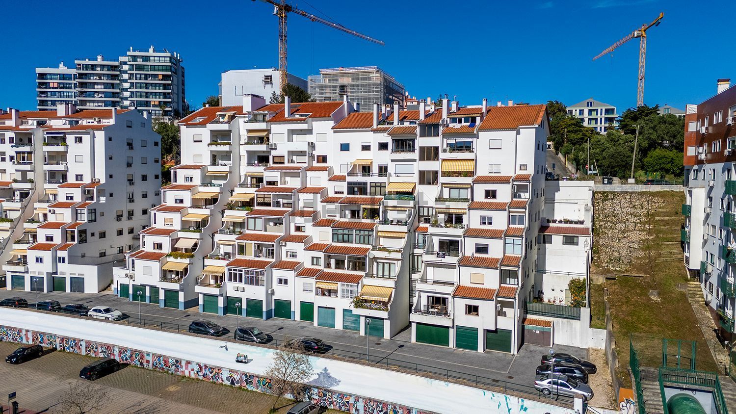 公寓 t3出售在Rua Ribeira das Vinhas - 外立面