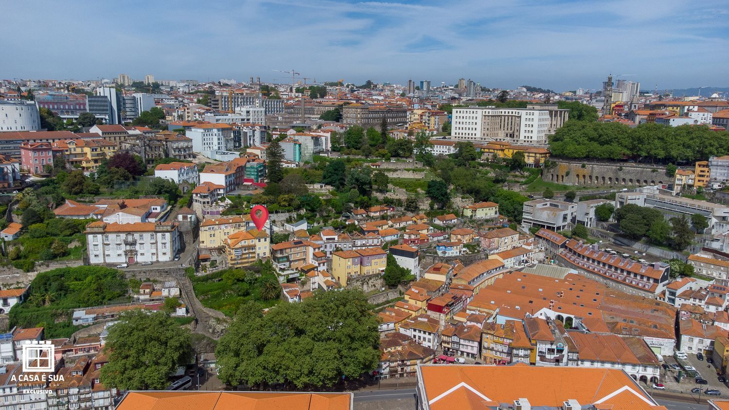 双拼别墅出售在 União das Freguesias de Cedofeita, Santo Ildefonso, Sé, Miragaia, São Nicolau e Vitória - 视线