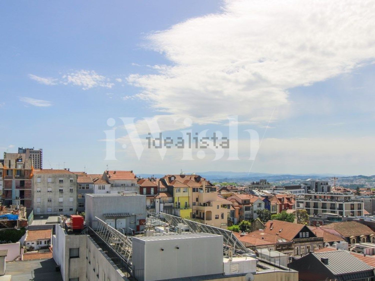 公寓 t6出售在Rua de Sá da Bandeira, 706 - 视线