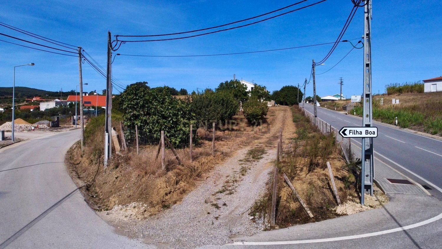 小楼房或独栋别墅出售在 N9, 14 - 花园