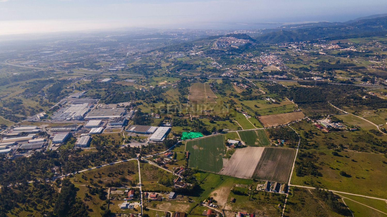 小楼房或独栋别墅出售在 Parque Industrial das Carrascas, Palmela, Portugal - 照片