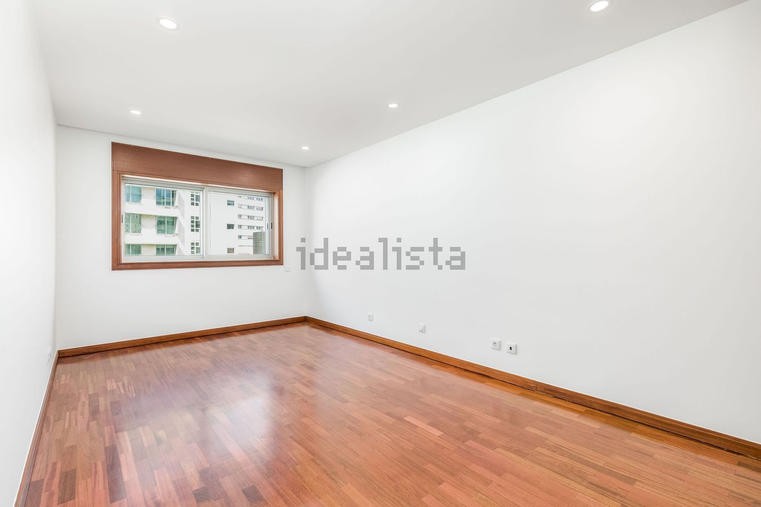 公寓 t3出售在Avenida General Norton de Matos, 347 - 居住