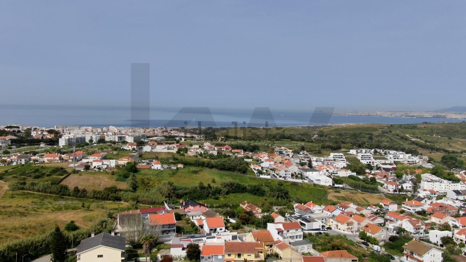 小楼房或独栋别墅出售在 Caparica e Trafaria - 视线