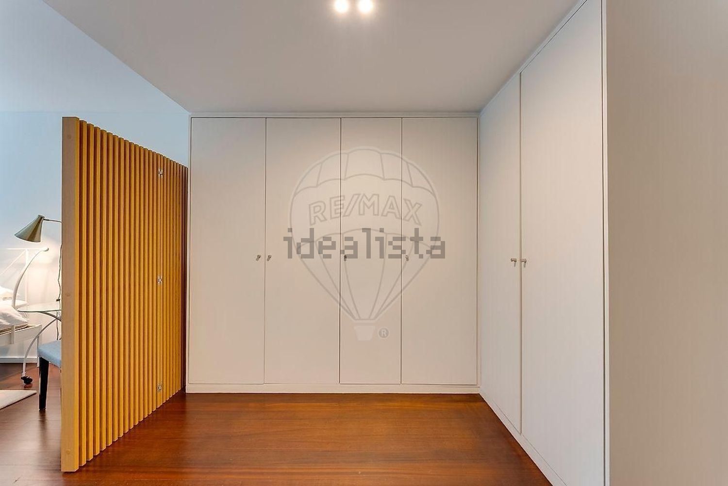 公寓 t3出售在Avenida Nossa Senhora da Saúde, 5 - 试衣间