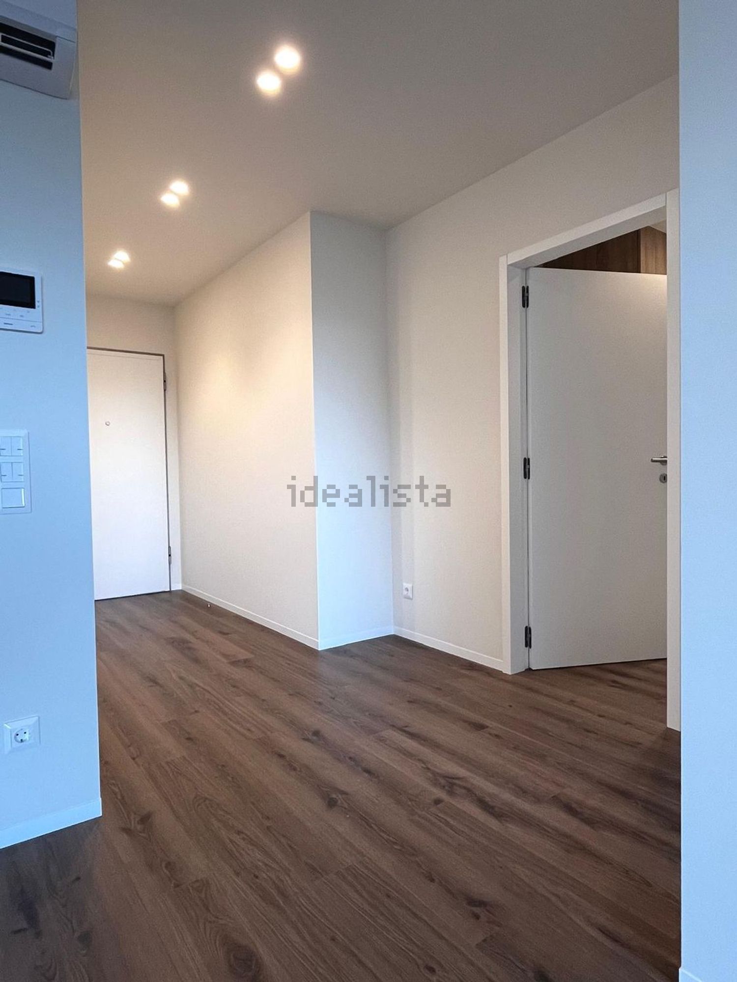 公寓 t1出售在Rua Fernando Lopes Vieira, 167 - 居住