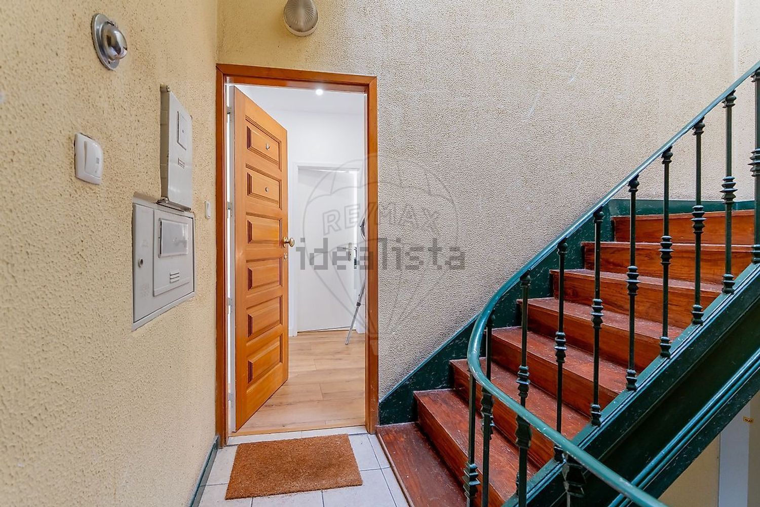 公寓 t3出售在Rua Cidade da Horta - 详情