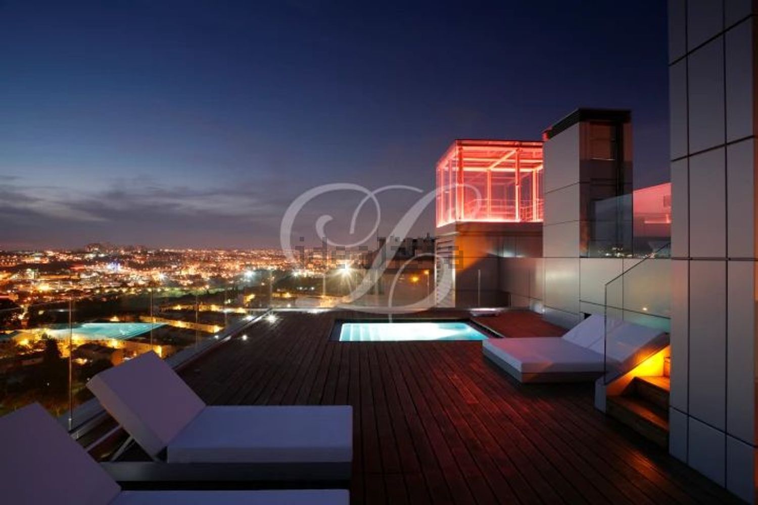 公寓 t4出售在 Restelo - 视线