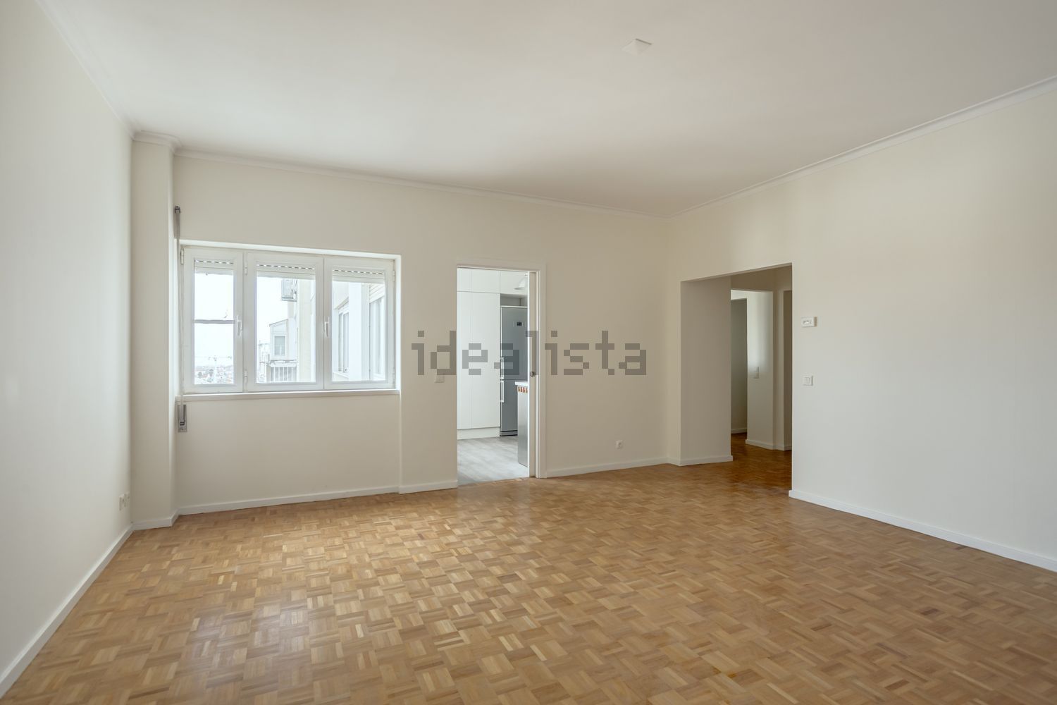 出租公寓 t3在Rua do Patrocínio, 63 b - 客厅