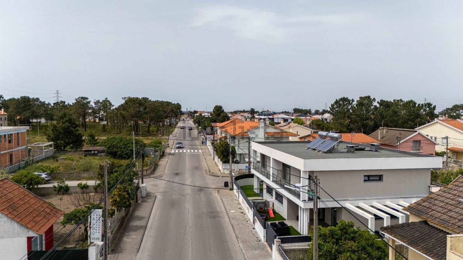 小楼房或独栋别墅出售在Avenida da Liberdade - 外立面
