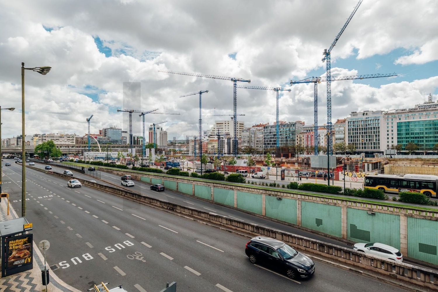 公寓 t5出售在Avenida da República s/n - 视线