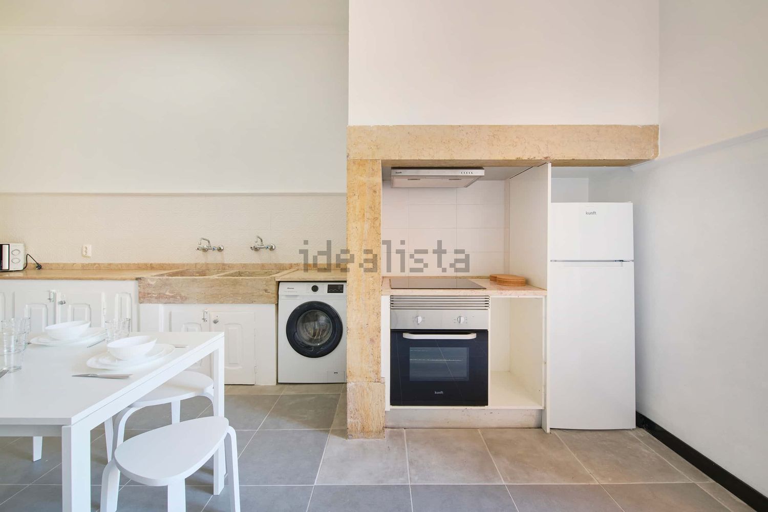 出租房间在Avenida António Serpa, 26 - 厨房