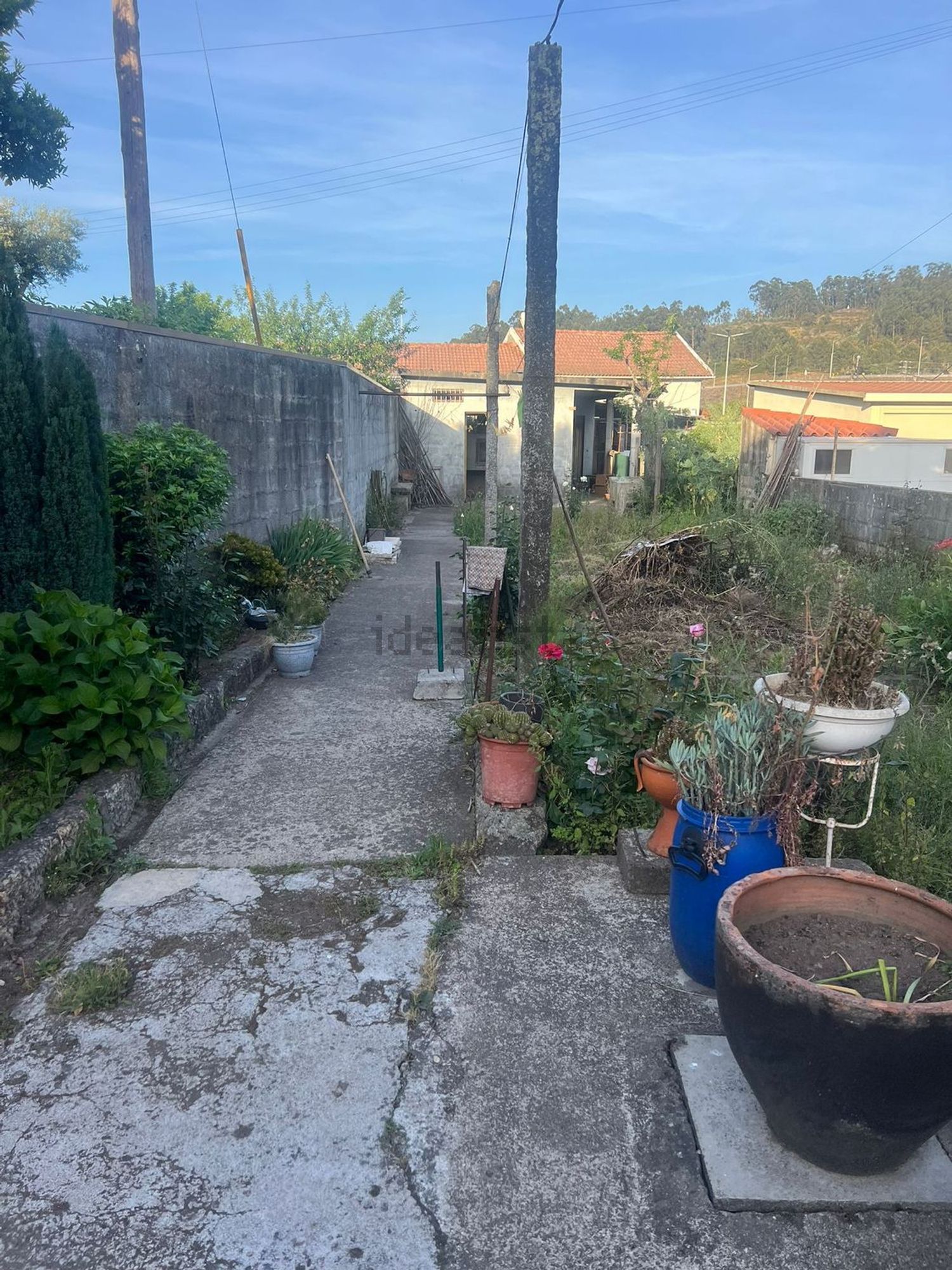 小楼房或独栋别墅出售在Avenida Ponte das Traves, 49 - 花园