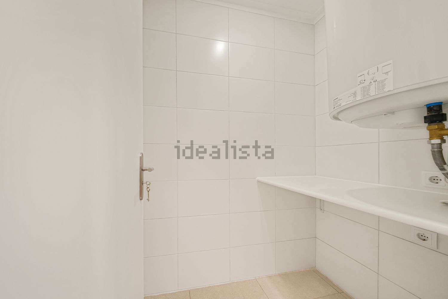 公寓 t3出售在Avenida dos Ciprestes, 45 - 储藏室