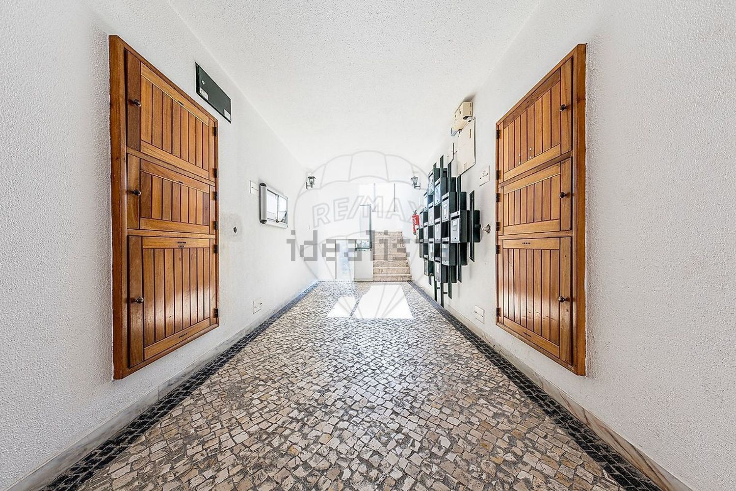 公寓 t3出售在Rua Ribeira das Vinhas - 过道