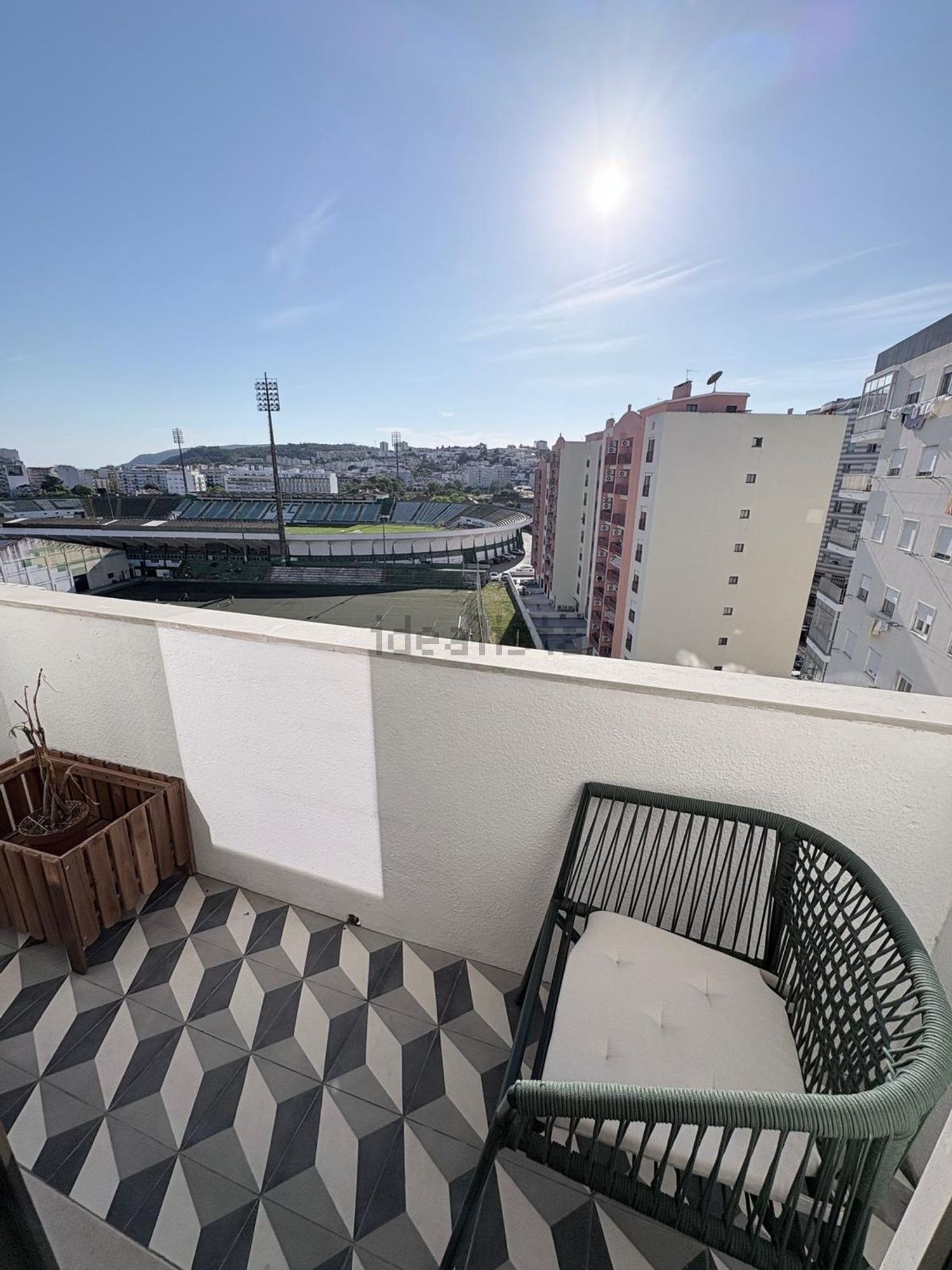 出租公寓 t3在Avenida Independência das Colónias, 13 - 阳台