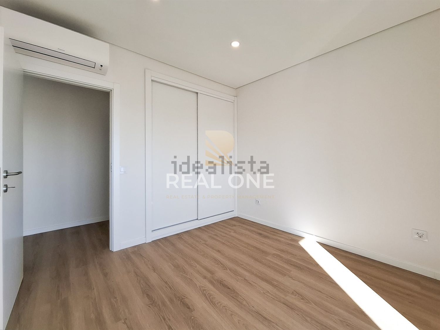 公寓 t3出售在Avenida José da Costa Mealha, 82 - 卧室