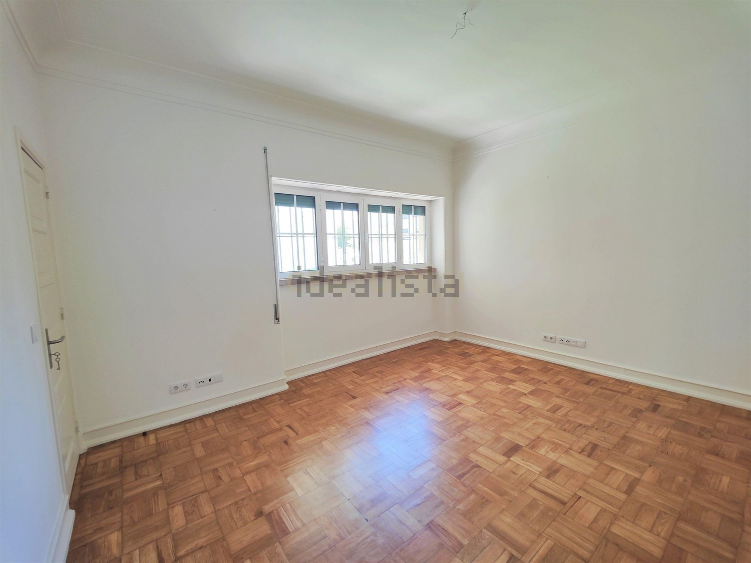 出租公寓 t2在Avenida Dom Rodrigo da Cunha, 15 - 居住