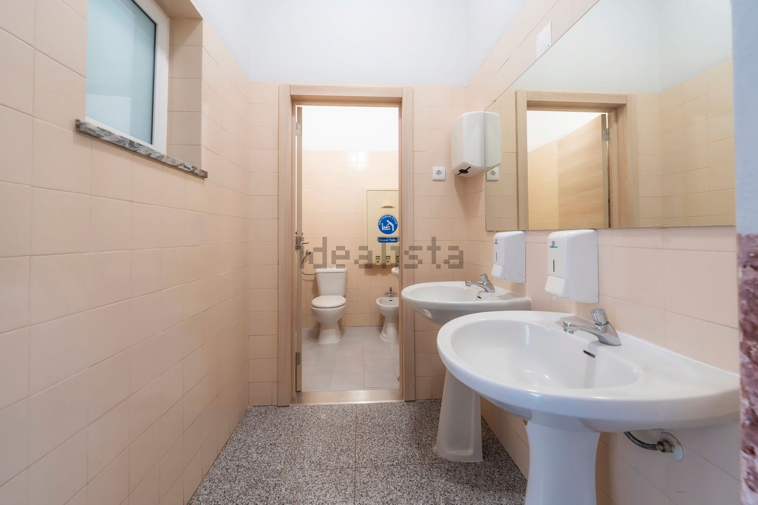 小楼房或独栋别墅出售在 Sitio da Campina 741-a 8150-022 São Brás de Alportel Portugal, 8150 - 卫生间