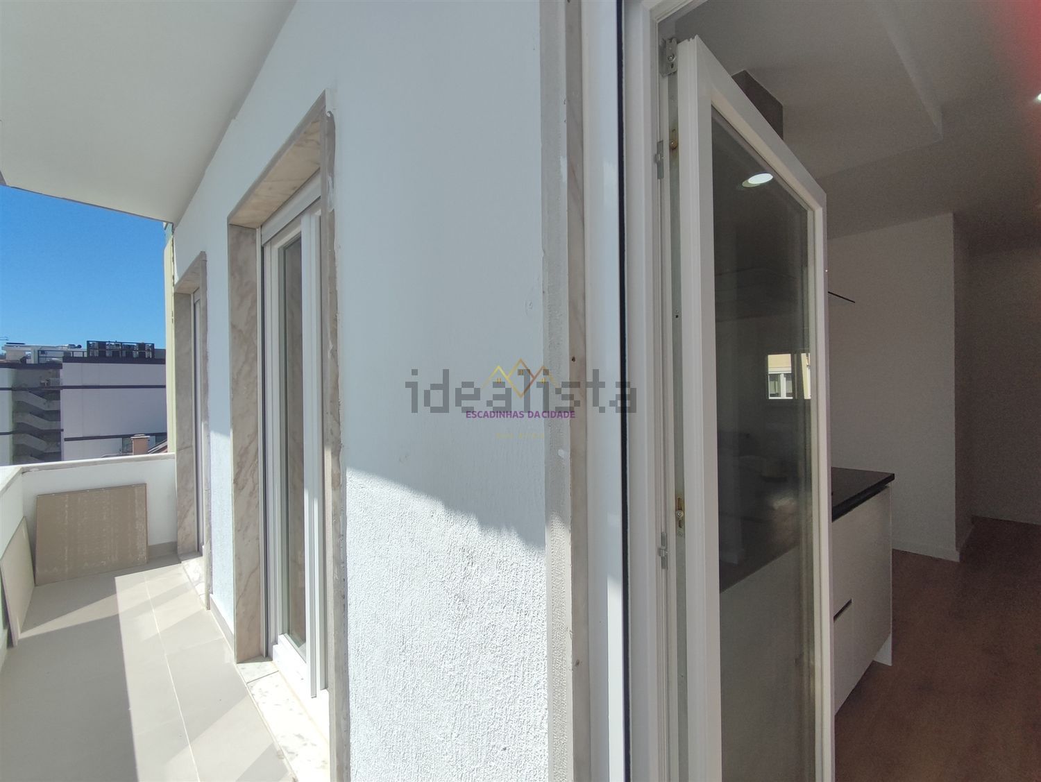 公寓 t3出售在Avenida do Uruguai - 露台