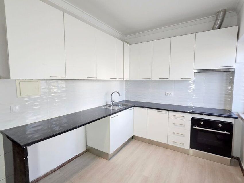 出租公寓 t1在 Ramada e Caneças