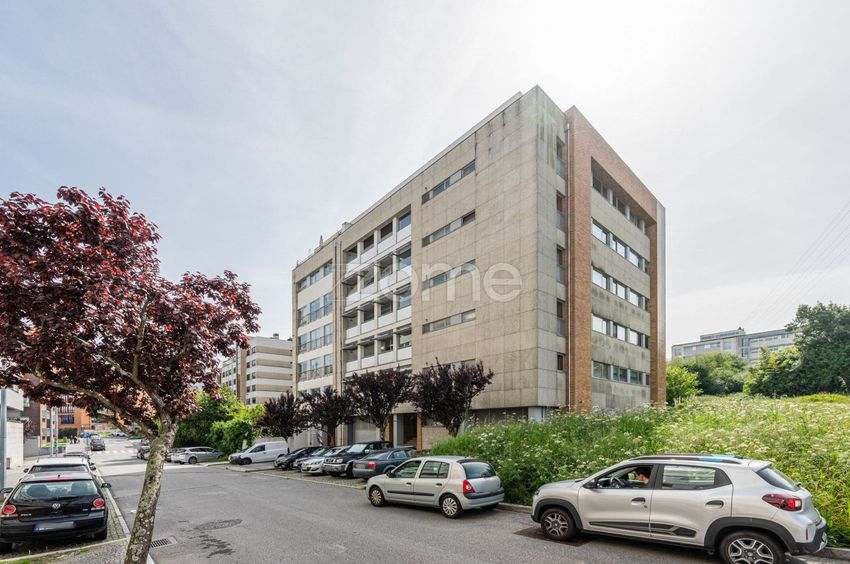 公寓 t2出售在Rua Luciano da Silva Barros, 46