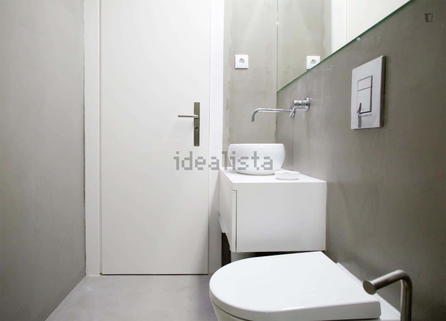 出租房间在Rua Newton, 6 - 卫生间
